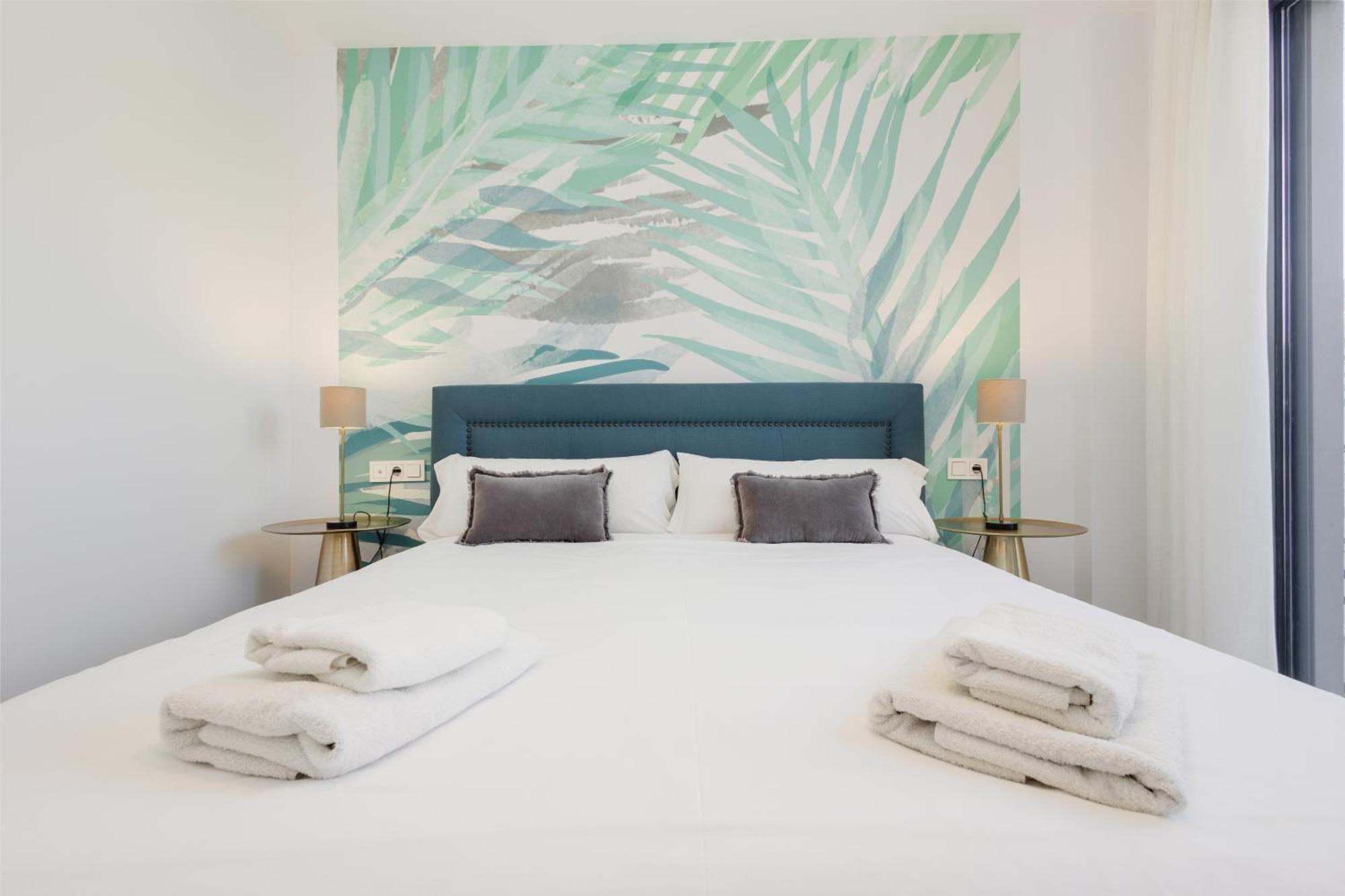 Luxurious 2 Bedroom Apartment Close To The Beach In Estepona Ngoại thất bức ảnh
